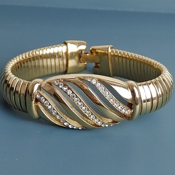 Vtg Gold Tone Flexible Band Women's Bracelet Contemporary with Rhinestones - Picture 1 of 5